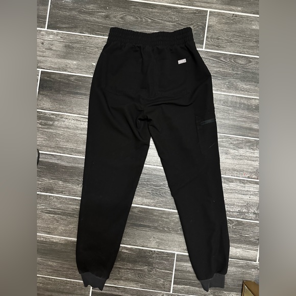 Figs Scrubs - Picture 8 of 10